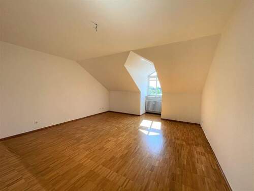 Schlafzimmer - Etagenwohnung mit 79,00 m&sup2; in Grünwald zur Miete