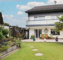 Charmantes Einfamilienhaus mit Stellplatz Garage in Burscheid