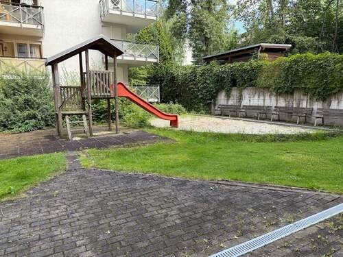 Spielplatz - 