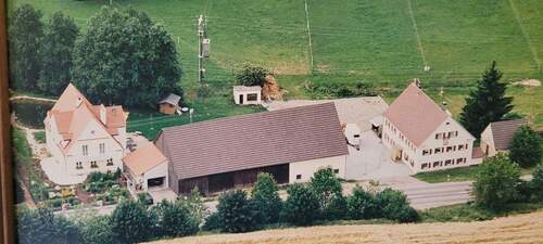 Dronenbild - Liebhaberobjekt für Pferdehaltung