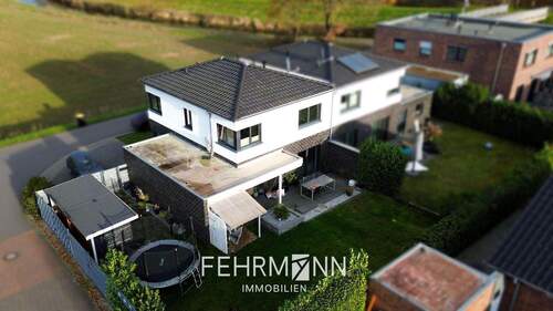 Außenansicht - 4 Zimmer Doppelhaushälfte in Neuenhaus