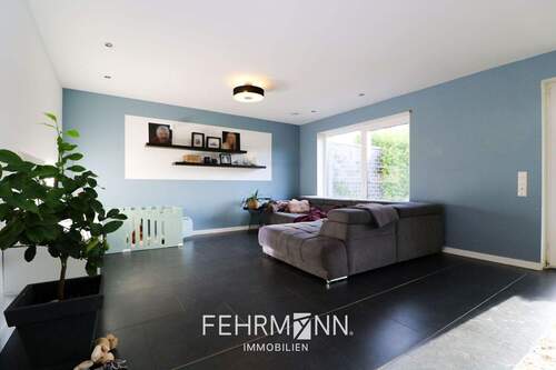 Erdgeschoss-Wohnzimmer - 