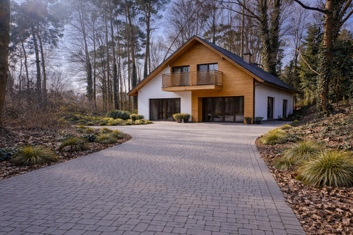 Einfamilienhaus_KI generiert - 