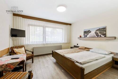 OG: Zimmer 7 - 