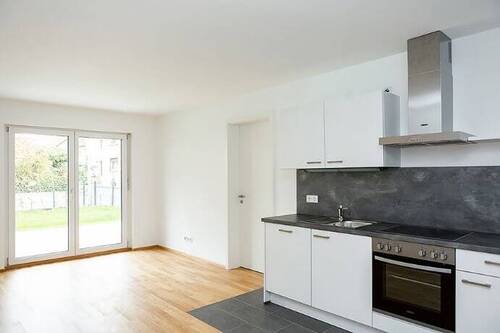 Wohnen / Essen / Kochen - 2 Zimmer Etagenwohnung in Erlangen