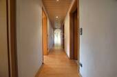 Flur - 3 Zimmer Etagenwohnung zum Kaufen in Rügland