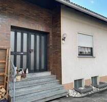 Freundliche 2-Zimmer-Wohnung in ruhiger Lage - Müschenbach