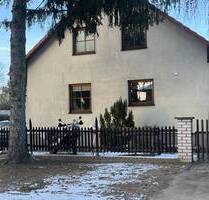 Alleinauftrag in Weststaaken: Gepflegte, verkehrsgünstige 5 Zimmer in ruhiger Seitenstraße. Kelleraußentreppe ! . - Berlin Spandau