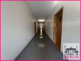 Hausflur - 1 Zimmer Etagenwohnung in Berlin
