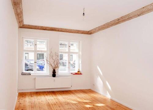 Wohnzimmer - Stuck, Charme & Kiezflair: ein Raumwunder im historischen Bergmannkiez! Provisionsfrei!