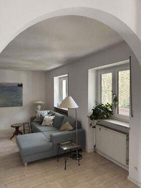 Wohnzimmer - 4 Zimmer Etagenwohnung in Straubing