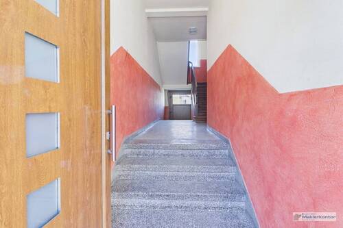 Haupteingang - 3 Zimmer Etagenwohnung in Greifswald