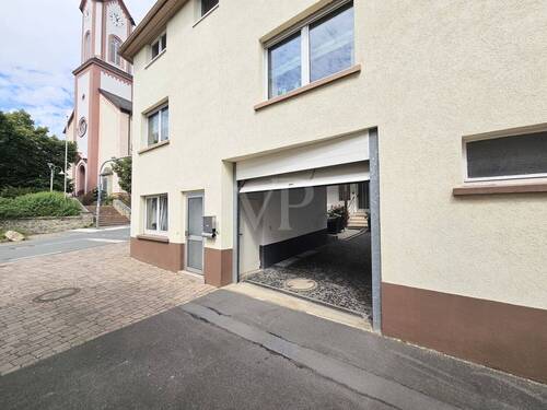 Einfahrt zum Hof - 