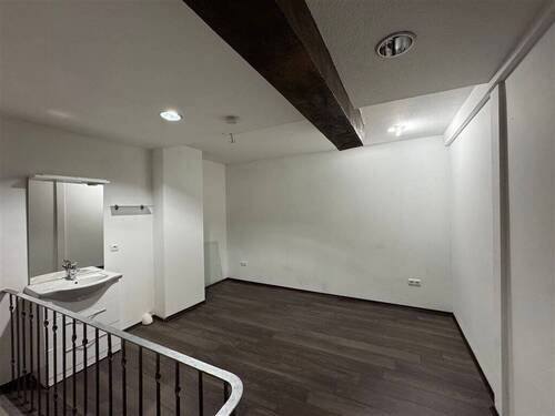 oben - Gewerbeobjekt (Büro, Produktion, Verkauf) in Coburg zur Miete