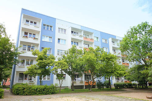 Ansicht hinten - 2 Zimmer Etagenwohnung zur Miete in Halle (Saale)