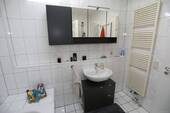 Wohnung Dusch- und Wannenbad Wohnung - 