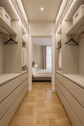 En-Suite Garderobe - 