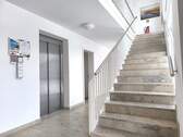 Treppenhaus Ansicht I - 3 Zimmer Etagenwohnung in Dorum