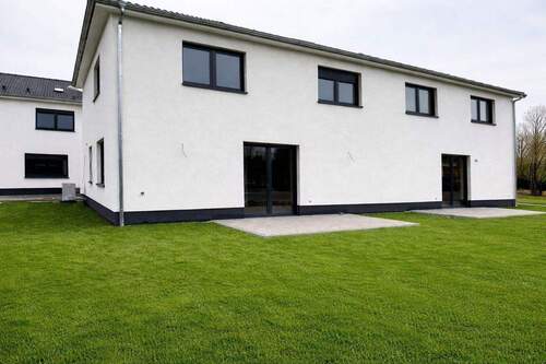 Bild 2 - 5 Zimmer Doppelhaushälfte zum Kaufen in Hermannsburg