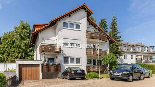 Außenansicht 1 - 2-Zimmer-Wohnung mit Südbalkon als Teil eines attraktiven Immobilienpakets