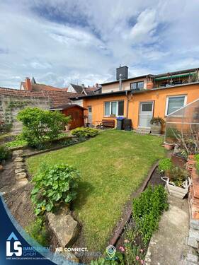 Hinteransicht / Garten - Mehrfamilienhaus, Wohnhaus in Marlow zum Kaufen