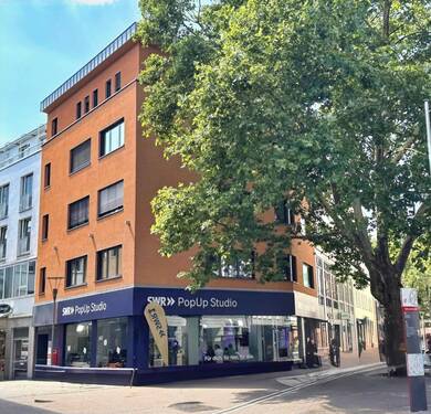 Strassenansicht - Moderne Gewerbeeinheit für Einzelhandel, Dienstleistung und Gesundheitsvorsorge