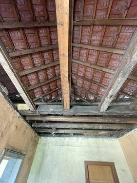 Gebälk über DG-Wohnung - 