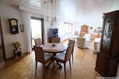 Großzügiger Wohn-Essbereich mit Balkonzugang - 3 Zimmer Etagenwohnung zum Kaufen in Leinfelden-Echterdingen