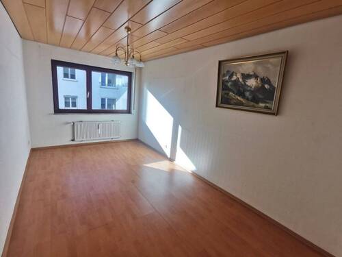 Kinderzimmer 1 - Etagenwohnung mit 86,00 m² in Pforzheim zum Kaufen