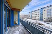 großer Balkon - 