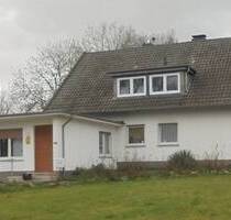 Zweifamilienhaus mit Garage in Herford !