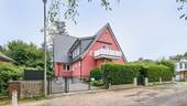 Hausansicht - + Mehrfamilienhaus mit 6 Einheiten in Tonndorf +