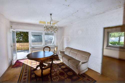 Wohn-/Esszimmer EG - 6 Zimmer Mehrfamilienhaus, Wohnhaus zum Kaufen in Haundorf / Gräfensteinberg