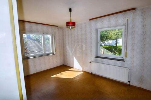 Kinderzimmer EG - 6 Zimmer Mehrfamilienhaus, Wohnhaus in Haundorf / Gräfensteinberg