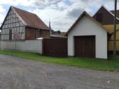 Zufahrt Garage - 8 Zimmer Mehrfamilienhaus, Wohnhaus zum Kaufen in Ettersburg