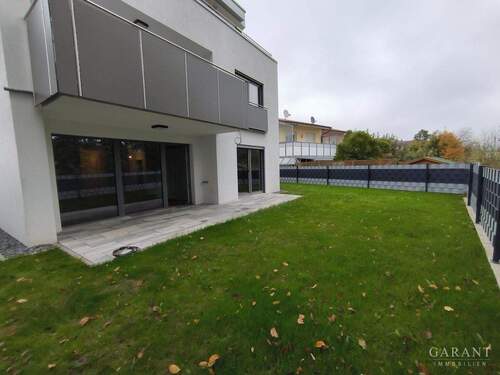 EG-Garten - ** ERSTBEZUG! 4,5 Zi.-EG-Wohnung + gr. Grt., 108 qm Wfl., modern und schick in zentraler Lage **