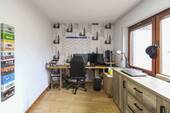 Arbeits-/Kinderzimmer EG - 
