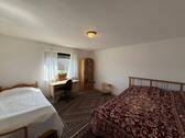 Schlafzimmer EG - 