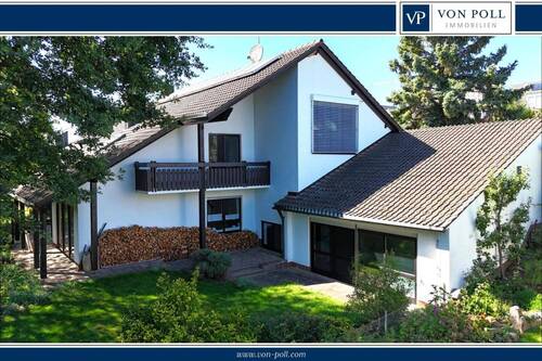 Außenansicht - Exklusives Einfamilienhaus mit innenliegendem Pool - einmalige Gelegenheit!