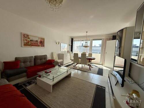 Wohnbereich - Stilvolle 3,5-Zimmer-Wohnung über den Dächern Frankfurts