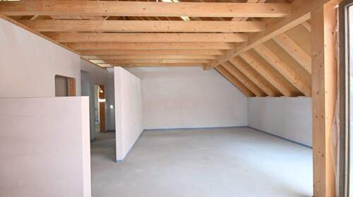 Offener Koch-Essbereich... - 3 Zimmer Etagenwohnung zur Miete in Berching