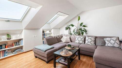 1. OG Wohnzimmer 2 - 