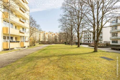Gepflegte Wohnanlage - 