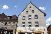 Außenansicht - 7 Zimmer Mehrfamilienhaus, Wohnhaus zum Kaufen in Forchheim