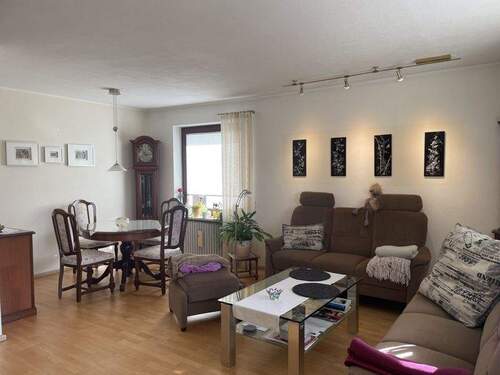 Wohn- und Esszimmer - 