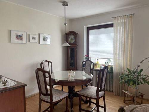 Wohn- und Esszimmer - 