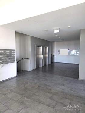 Aufzüge im Eingangsbereich - 