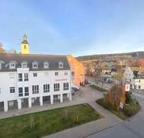 „Zentrumsnahes Wohnen am Statdtpark – 2 Zimmer,Küche, Bad mit Badewanne & TG-Stellplatz“ - Thalheim/Erzgebirge