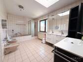 Großes Badezimmer OG - 