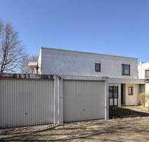 Großzügiges Haus mit zwei Garagen! - Bietigheim-Bissingen